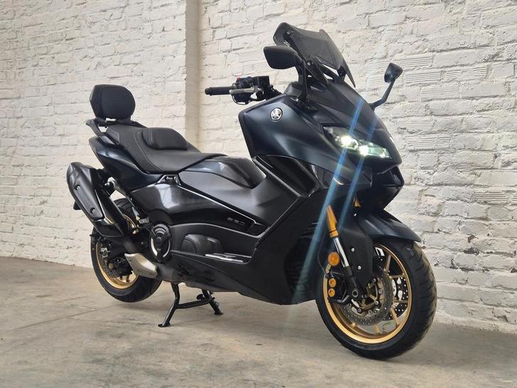 Yamaha TMAX T-Max 560 Tech MAX @motomobilia, Motoren, Motoren | Yamaha, Bedrijf, Scooter, 12 t/m 35 kW, 2 cilinders, Minimaal motorrijbewijs A2