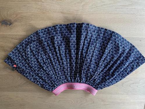 Someone zwart rokje met poezen gezichtjes maat 110 of 5 jaar, Kinderen en Baby's, Kinderkleding | Maat 110, Gebruikt, Meisje, Jurk of Rok
