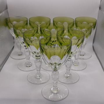 10 verres à vin blanc du Val Saint Lambert beschikbaar voor biedingen