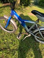Blauwe  kinderfiets, Ophalen