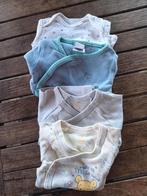 3 body's + 1 t-shirt, Ophalen, Gebruikt