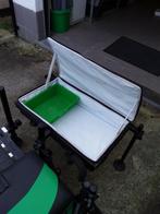 Desserte sensas isotherme 65x40 avec pieds et un bac, Watersport en Boten, Hengelsport | Algemeen, Ophalen, Gebruikt