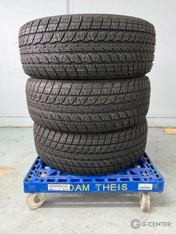 G- Klasse Banden set van 3 Dunlop 255/60 R18 Grandtrek ST 80 beschikbaar voor biedingen