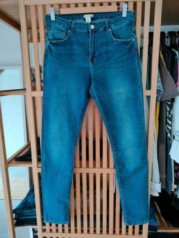 Slim fit jeans met hoge taille maat 40. H&M. 1 x gedragen