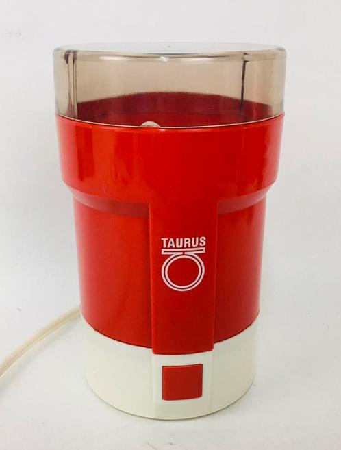 Moulin à café rouge design vintage Taurus M40, Electroménager, Accessoires de machine à café, Comme neuf, Enlèvement ou Envoi