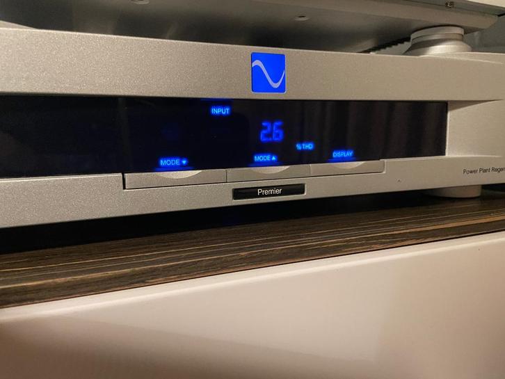 PS Audio Premier power regenerator, Audio, Tv en Foto, Versterkers en Ontvangers, Zo goed als nieuw, Ophalen