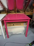 Petite table, Maison & Meubles, Tables | Tables d'appoint, Carré, Enlèvement, Utilisé, 75 cm ou plus