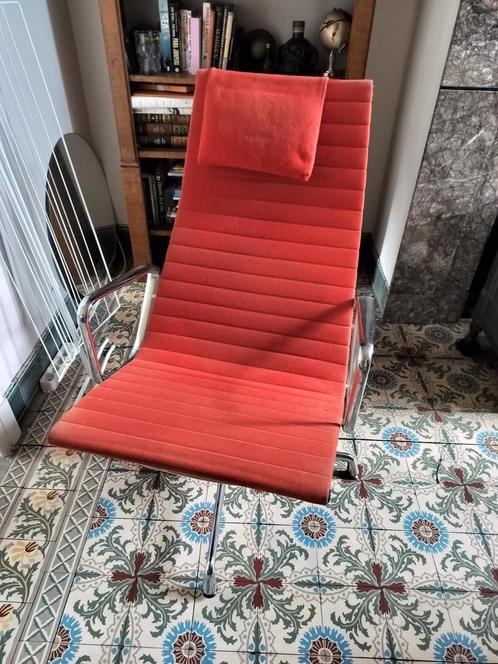Schitterende stoel van Eames voor Vitra, Antiquités & Art, Art | Objets design, Enlèvement