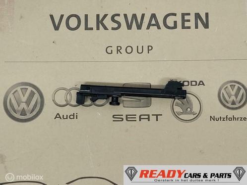Gordelgeleider VW GOLF TOURAN linksvoor rechtsvoor 1T0857819, Auto-onderdelen, Interieur en Bekleding, Volkswagen, Gebruikt, Ophalen of Verzenden