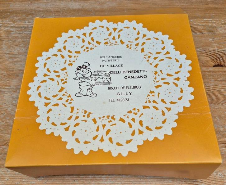 Kramikske oude taartdoos jaren '80 Jean-Pol, Verzamelen, Stripfiguren, Zo goed als nieuw, Overige typen, Overige figuren, Ophalen of Verzenden