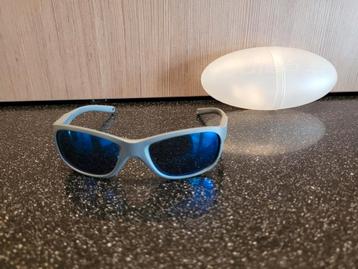 Zonnebril kind Julbo met beschermdoosje, Enlèvement, Utilisé, Julbo