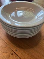 9 diepe witte borden, Huis en Inrichting, Keuken | Servies, Ophalen, Zo goed als nieuw, Bord(en)