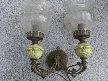 oude wandverlichting beschikbaar voor biedingen