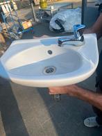 Wc + toiletmeubel + badkamermeubel en spiegel en lichtbak, Ophalen, Gebruikt