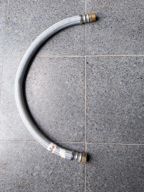 2 Water Flexible 3/4""en 1" duim , lengte 80 en 60 cm ., Doe-het-zelf en Bouw, Sanitair, Nieuw, Ophalen