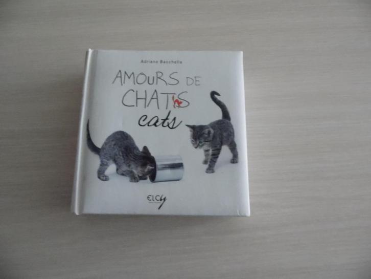 LIEFDE VOOR KATTEN ADRIANO BACCHELLA, Boeken, Dieren en Huisdieren, Zo goed als nieuw, Katten, Ophalen of Verzenden