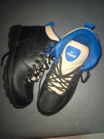 Nog nieuw Nike schoen, Enlèvement ou Envoi, Comme neuf, Autres types