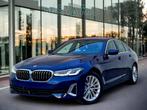 📍BMW 530e /XDRIVE/MODEL 2021/LUCHTVERING/GARANTIE, Auto's, Automaat, 4 cilinders, 2000 kg, Blauw