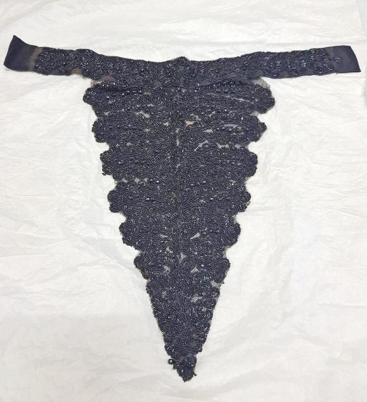 Gitkraalkant Edwardiaans jurk decoratie - 2 STUKS !, Antiek en Kunst, Antiek | Kleding en Textiel, Dames, Ophalen of Verzenden