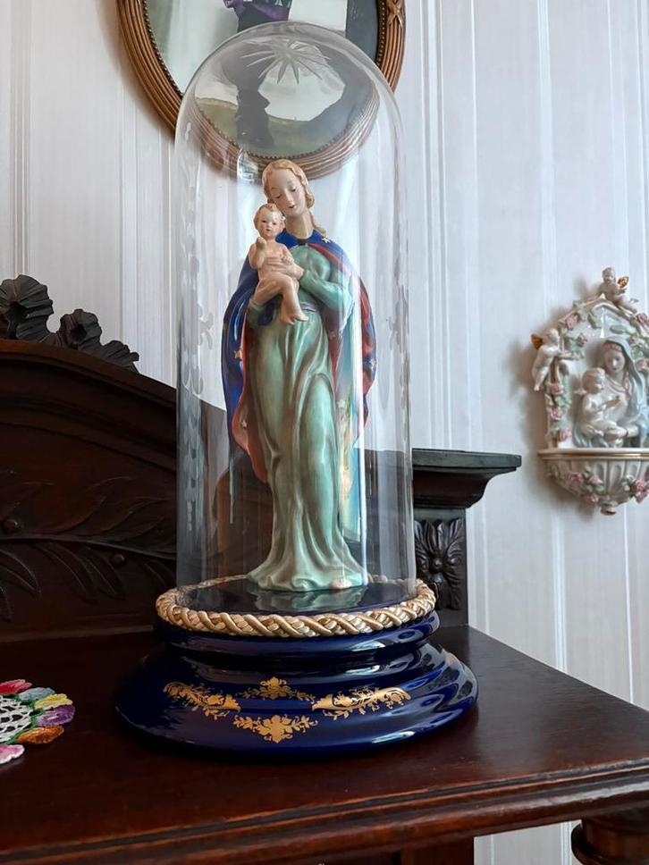 Zeer mooi beeld van Madonna met de Kindje Jezus V-bij, Antiek en Kunst, Antiek | Religieuze voorwerpen, Ophalen of Verzenden