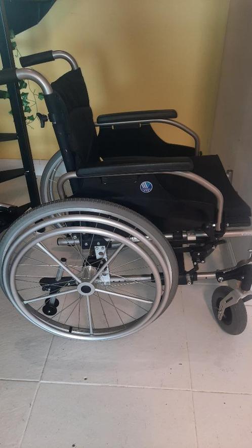 Fauteuil roulant Vermeiren V300, Divers, Divers Autre, Comme neuf, Enlèvement