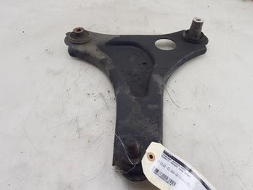 DRAAGARM RECHTS VOOR Renault Twingo III (AH) (01-2014/-) beschikbaar voor biedingen