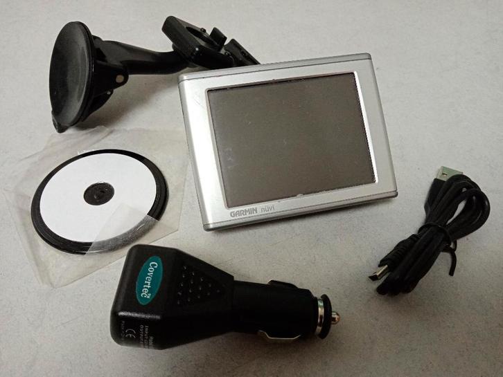 GPS Garmin Nuvi 350 Euro fonctionne bien, Autos : Divers, Navigation de voiture, Utilisé, Enlèvement ou Envoi
