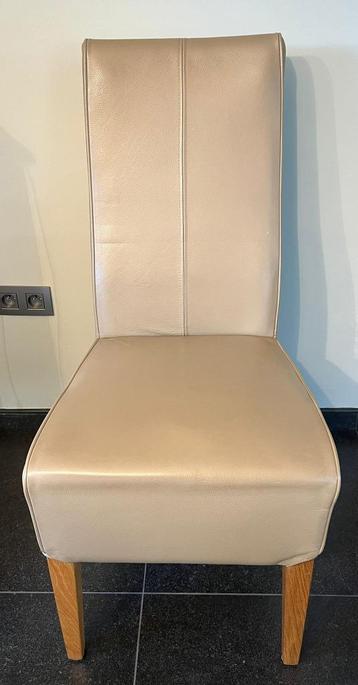 chaises de salle à manger en cuir beige