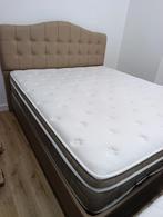Boxspring+Speciale Matras+ Levering €500   0488790706, Huis en Inrichting, Slaapkamer | Complete slaapkamers, Ophalen of Verzenden