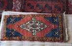 Petit tapis persan, Rouge, 100 à 150 cm, Rectangulaire, Moins de 50 cm