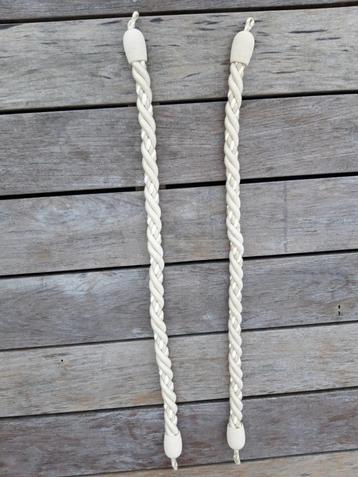 KATOENEN TOUWGORDIJNHOUDERS beschikbaar voor biedingen