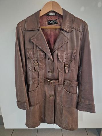 Stoere lederen damesjas leder nieuwstaat maat M/L beschikbaar voor biedingen