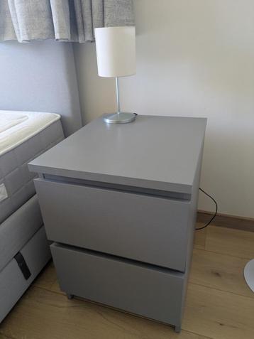 Pair of MALM Grey Night Stands (2 drawers) beschikbaar voor biedingen