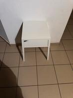 Nachtkaste / bijzetttafel (staal), Ophalen