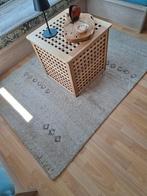 Compact rechthoekig vloerkleed, Huis en Inrichting, Stoffering | Tapijten en Vloerkleden, Ophalen, 100 tot 150 cm, Beige, Zo goed als nieuw
