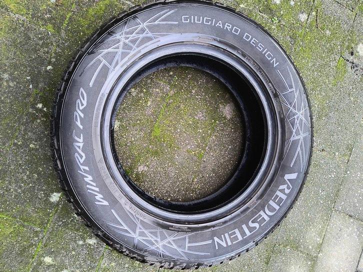 winterbanden 255 R18 60, Auto-onderdelen, Banden en Velgen, Band(en), Winterbanden, 18 inch, Nieuw, Ophalen