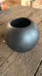 Bolvormige bloempot, Tuin en Terras, Bloempotten, Gebruikt, Rond, Ophalen of Verzenden, Balkon