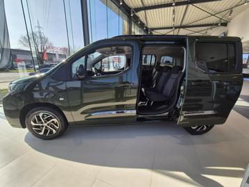 Toyota PROACE CITY Verso 1.2i 81kW SWB Family, Autos, Neuf, 1441 kg, Achat, Entreprise