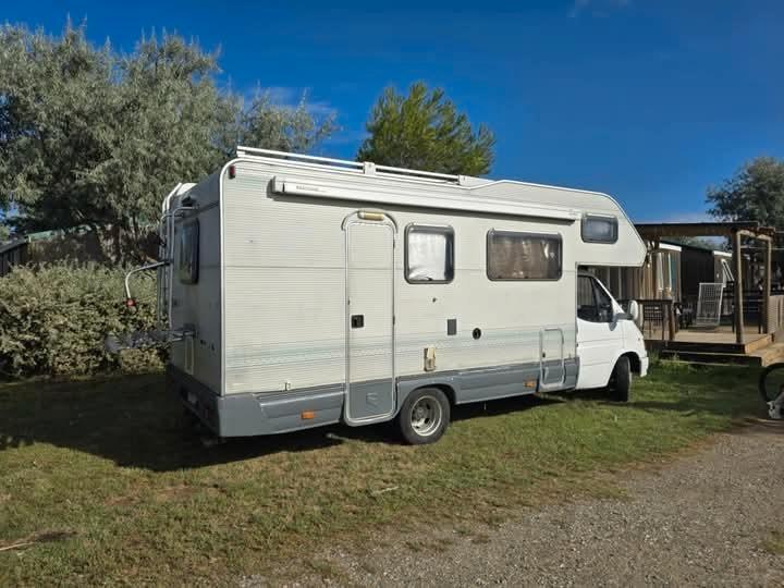 €13.000 als je snel vertrekt of ruilt met auto of kavel, Caravans en Kamperen, Mobilhomes, Particulier, Ford, Ford, Douche, Ophalen
