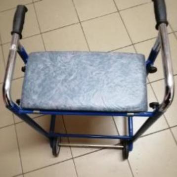rollator looprek beschikbaar voor biedingen