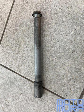 Vooras Honda CBR600RR 2007 - 2008 PC40 voorwielas CBR 600RR  beschikbaar voor biedingen