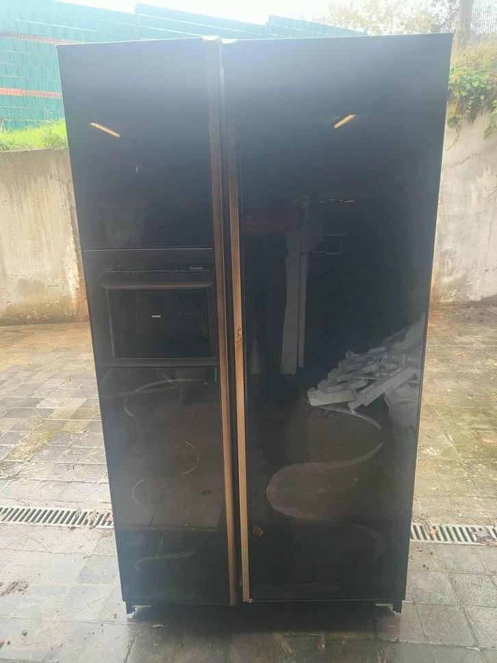 Amana Amerikaanse koelkast, Elektronische apparatuur, Koelkasten en IJskasten, Gebruikt, Met aparte vriezer, 200 liter of meer