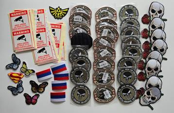 Groot Lot Patches & Stickers beschikbaar voor biedingen