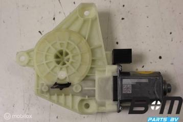 Raammotor rechtsachter VW Passat B8 Variant 5Q4959801C beschikbaar voor biedingen