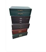 Bestek koffers leeg, Ophalen