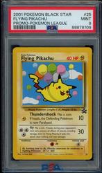 Flying Pikachu PSA 9 - #25 - Wizards Black Star Promo 2001, Losse kaart, Zo goed als nieuw, Verzenden