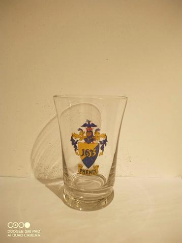 Oud decalco bierglas 1613 Phénix beschikbaar voor biedingen