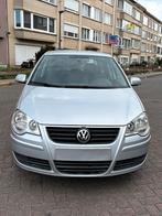 Volkswagen Polo 1.2 Benzine met 66.000 km, Stof, Bedrijf, 5 deurs, Zilver of Grijs