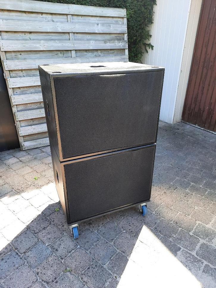 4 BASKAST 15" speaker, Audio, Tv en Foto, Luidsprekerboxen, Refurbished, Overige typen, 120 watt of meer, JBL, Ophalen