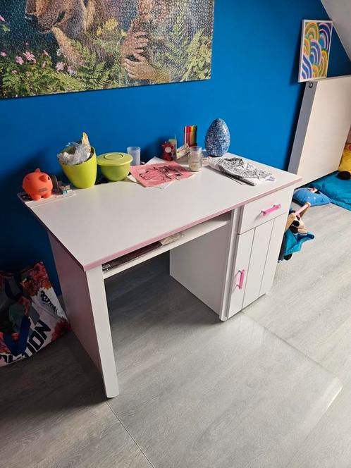 Jeugdkamer - meisjeskamer, Kinderen en Baby's, Kinderkamer | Tafels en Stoelen, Gebruikt, Ophalen